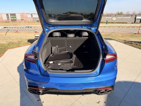 Used 2019 Kia Stinger GT2 image 36