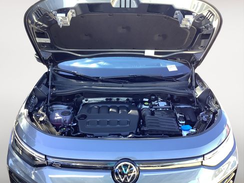 New 2026 Volkswagen Tiguan SE R-Line image 12