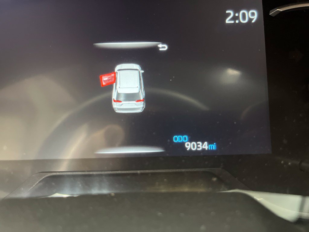 Used 2025 Toyota RAV4 XLE Premium w/ Weather Package FWD image 13