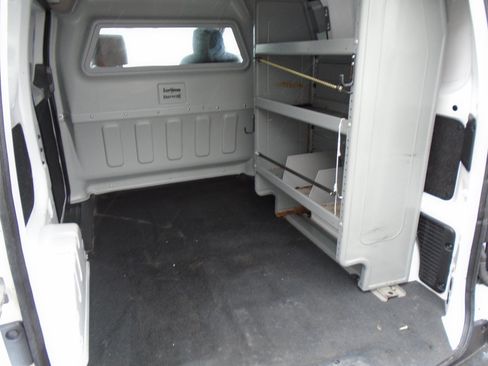 Used 2018 Nissan NV200 S FWD image 17