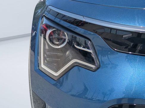 Used 2024 Kia Niro Wind image 9