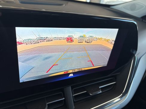 New 2026 Chevrolet Trax LT image 17