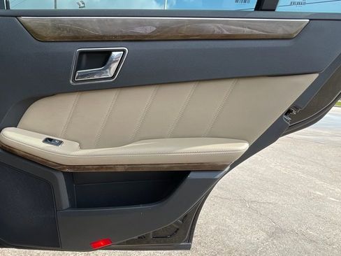 Used 2010 Mercedes-Benz E 350 Sedan w/ Premium 1 Pkg image 36