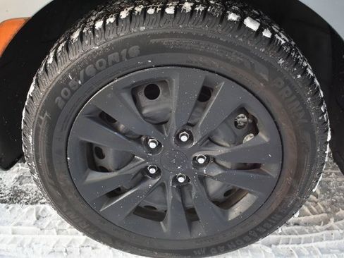 Used 2023 Kia Soul LX image 40