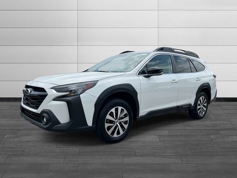 Certified 2025 Subaru Outback Premium w/ Popular Package #1A AWD/4WD image 7