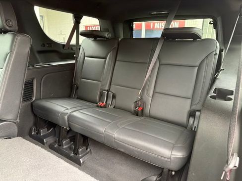 Certified 2022 Chevrolet Suburban LT AWD/4WD image 24