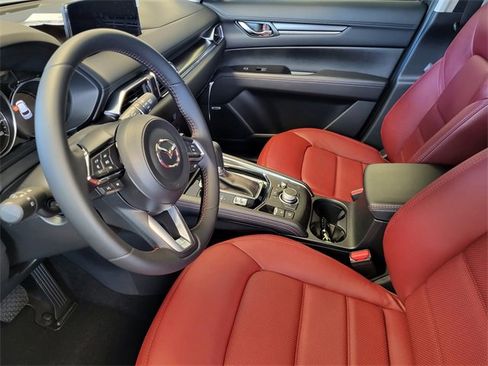 New 2025 MAZDA CX-5 Carbon Edition image 7