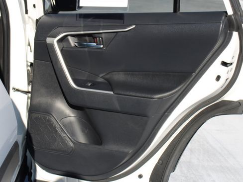 Certified 2025 Toyota RAV4 XLE image 18