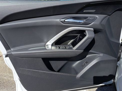 New 2025 Audi Q5 Premium Plus image 19
