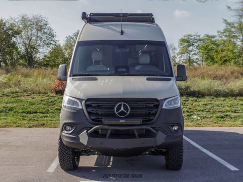 Used 2025 Mercedes-Benz Sprinter 2500 image 13