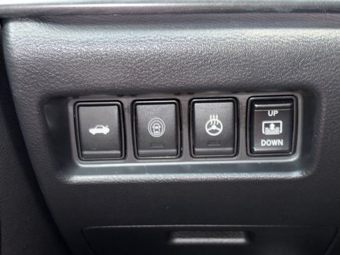 Used 2023 Nissan Maxima Platinum w/ Sport Mat Group FWD image 21