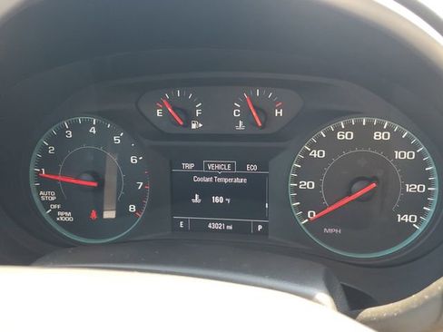 Used 2024 Chevrolet Malibu RS image 25