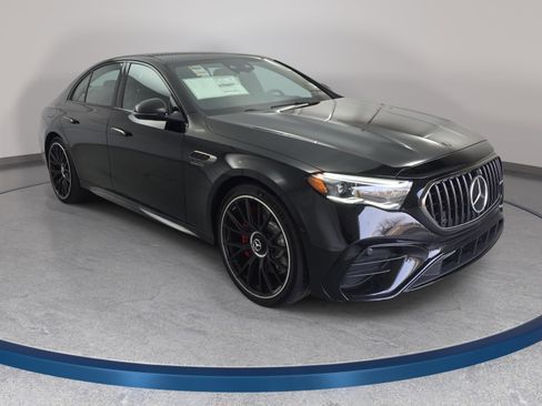 New 2026 Mercedes-Benz E 53 AMG e 4MATIC Sedan image 3