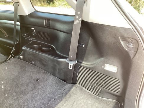 Used 2019 Toyota Highlander XLE image 13