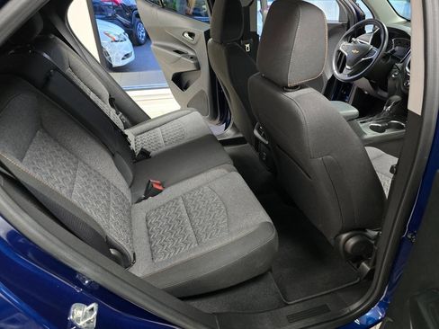 Used 2022 Chevrolet Equinox LT image 24