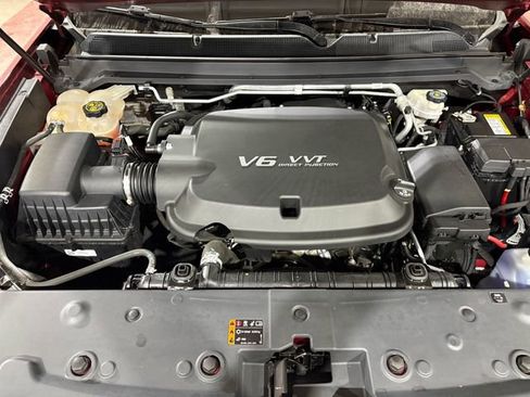 Used 2017 GMC Canyon SLE w/ SLE Convenience Package image 8