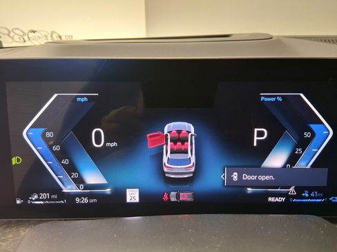 New 2026 BMW X5 xDrive50e w/ Premium Package AWD/4WD image 18