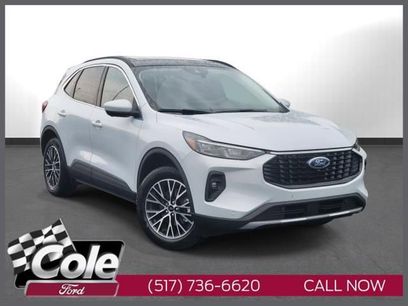 New 2025 Ford Escape SE w/ PHEV Premium Package