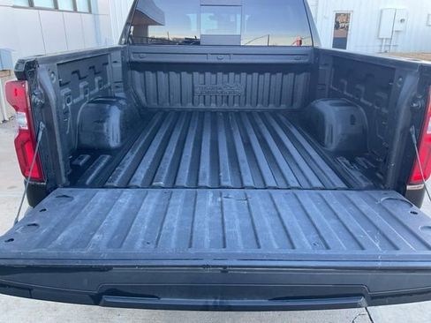 Used 2019 Chevrolet Silverado 1500 High Country w/ Technology Package image 28