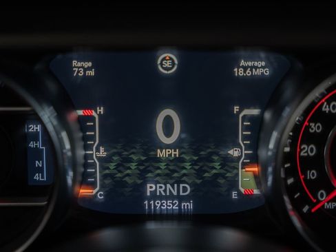 Used 2018 Jeep Wrangler Unlimited Rubicon image 41