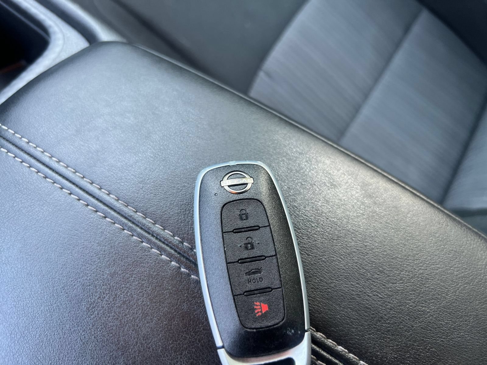 Used 2025 Nissan Sentra SV FWD image 18