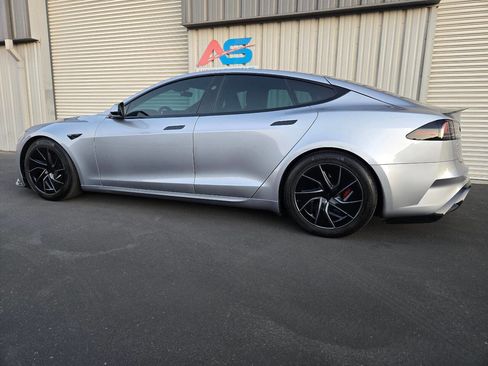 Used 2026 Tesla Model S Plaid AWD/4WD image 5