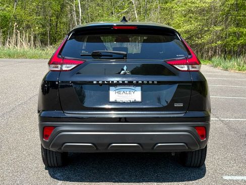Used 2022 Mitsubishi Eclipse Cross LE AWD/4WD image 5