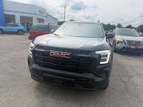 Used 2026 GMC Terrain Elevation w/ Elevation Premium Package AWD/4WD image 8