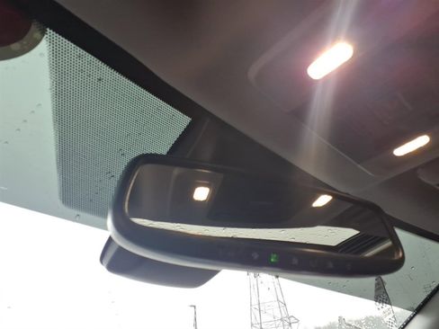 Used 2023 Toyota Camry SE image 14