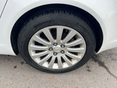 Used 2012 Buick Regal Premium image 13