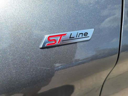 Used 2022 Ford Explorer ST-Line w/ Class IV Trailer Tow Package AWD/4WD image 9