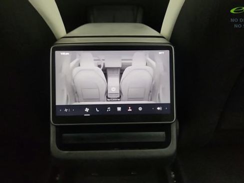 Used 2025 Tesla Model 3 Long Range RWD image 49