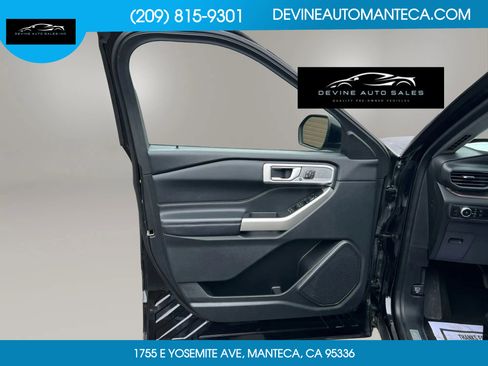 Used 2023 Ford Explorer Limited w/ Equipment Group 301A image 12