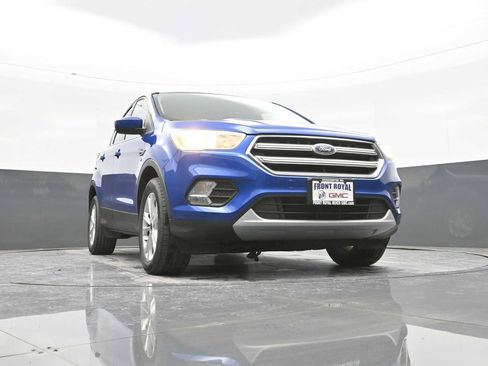 Used 2017 Ford Escape SE image 27