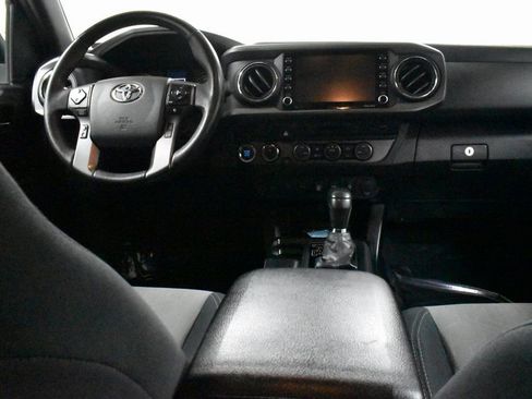 Used 2021 Toyota Tacoma TRD Off-Road w/ Technology Package image 16