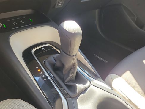 Used 2023 Toyota Corolla LE image 28