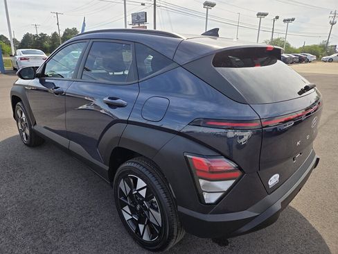 Used 2024 Hyundai Kona SEL AWD/4WD image 5