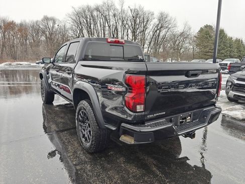 Certified 2024 Chevrolet Colorado Trail Boss w/ Technology Package image 5