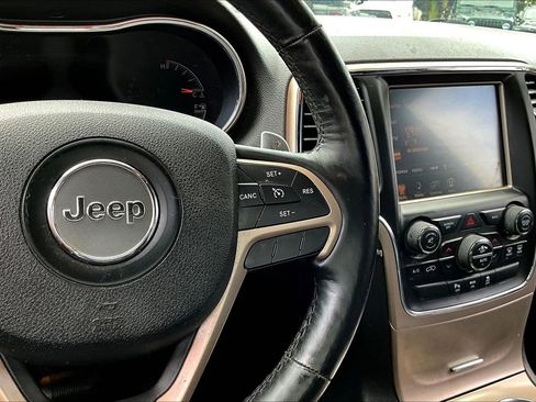 Used 2014 Jeep Grand Cherokee Limited image 12