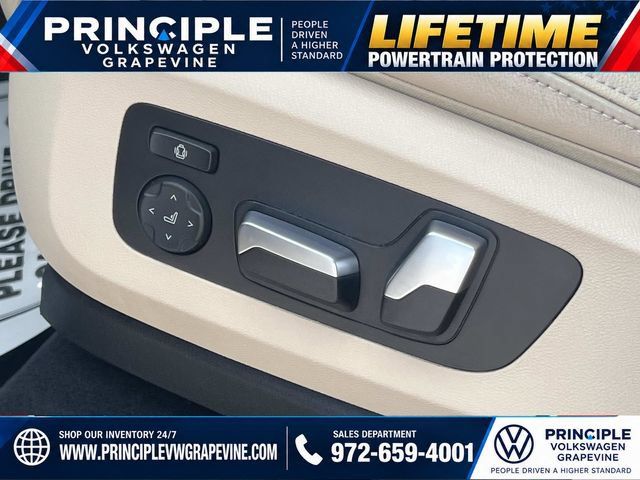 Used 2022 BMW X5 xDrive40i w/ Premium Package AWD/4WD image 13