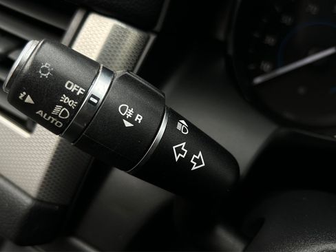 Used 2016 Jaguar XF Prestige image 41