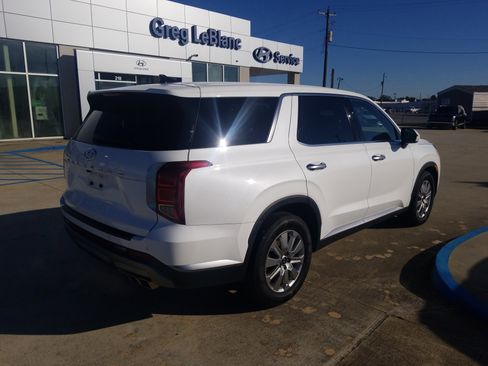 Used 2023 Hyundai Palisade SE w/ Cargo Package image 7