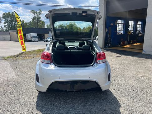 Used 2015 Hyundai Veloster w/ Option Group 03 image 13