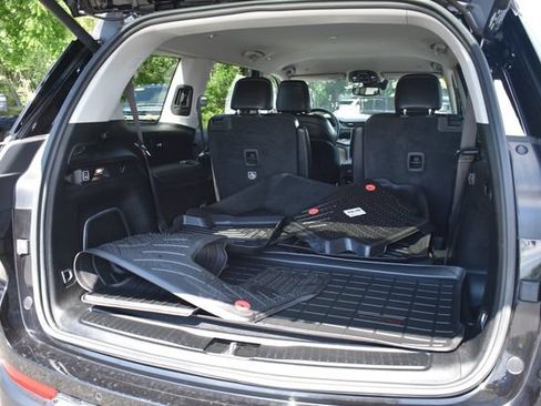 Used 2021 Jeep Grand Cherokee L Limited AWD/4WD image 19
