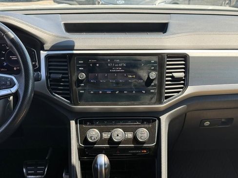 Used 2022 Volkswagen Atlas Cross Sport SEL R-Line AWD/4WD image 13