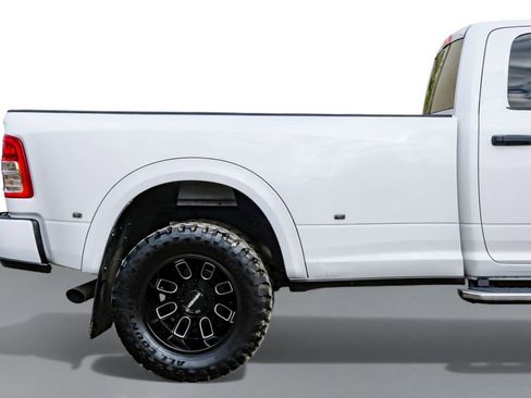 Used 2023 RAM 3500 Big Horn w/ Level 1 Equipment Group image 8