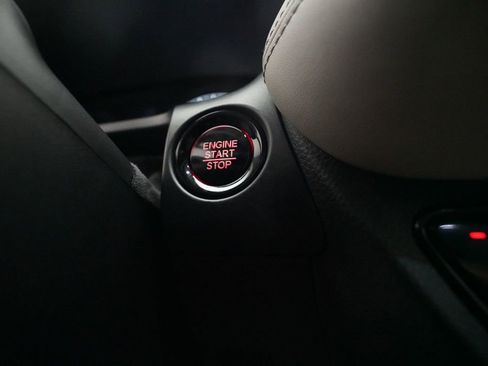 Certified 2024 Honda HR-V EX-L image 30