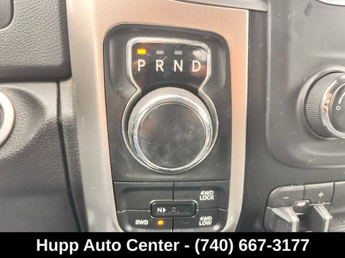 Used 2020 RAM 1500 Classic SLT AWD/4WD image 13