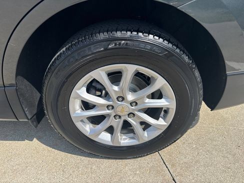 Used 2020 Chevrolet Equinox LT AWD/4WD image 10