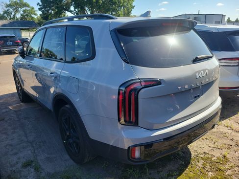 Used 2024 Kia Telluride EX X-Line AWD/4WD image 4